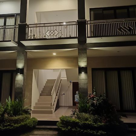 Limun Guesthouse Amlapura Екстер'єр фото